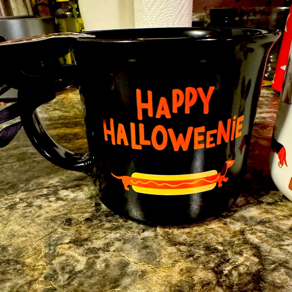 Halloween dachshund cup